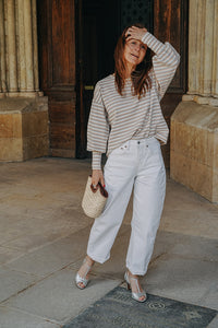 Sweat Marcel en maille rayée beige et écrue à fil métallisé argenté
