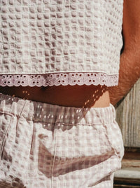 Short Minara